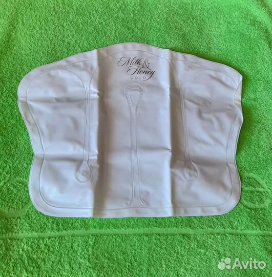 Подушка под голову для ванны