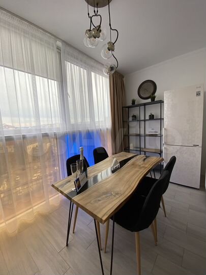 2-к. квартира, 75 м², 6/15 эт.