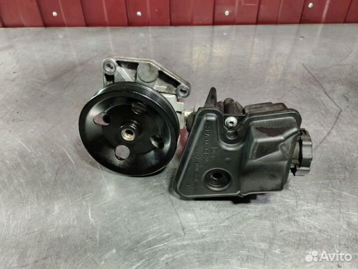 Насос гидроусилителя руля Mercedes E-Class W211