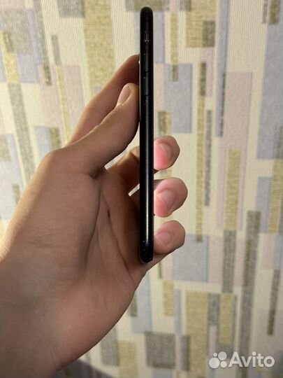 iPhone SE (2020), 128 ГБ