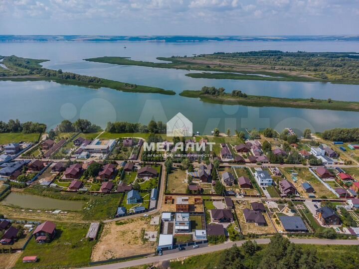 Коттедж 193 м² на участке 11,9 сот.