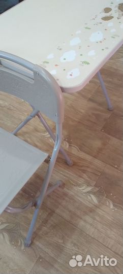 Складной столик и стул