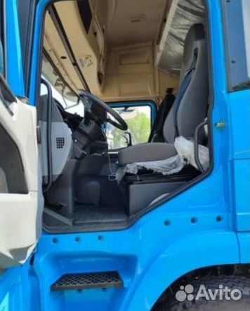 Shacman (Shaanxi) SX42584V324, 2023