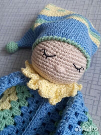 Игрушка-сплюшка амигуруми