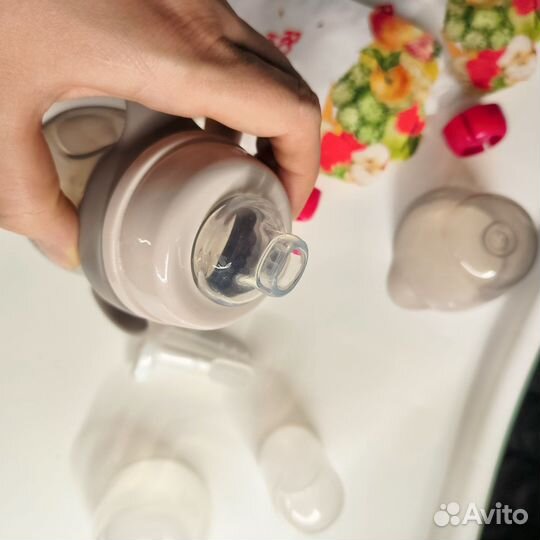 Бутылочка поильник щётка паучи