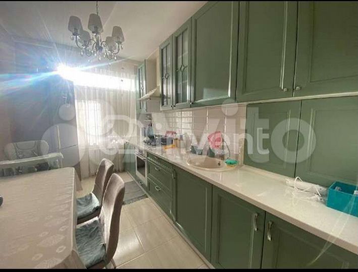 2-к. квартира, 53 м², 1/9 эт.