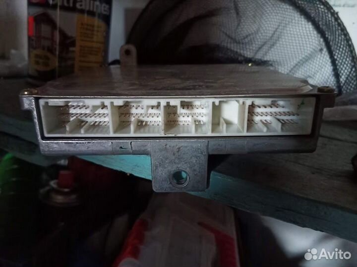 Блок управления двигателем D15B Honda Civic Ferio
