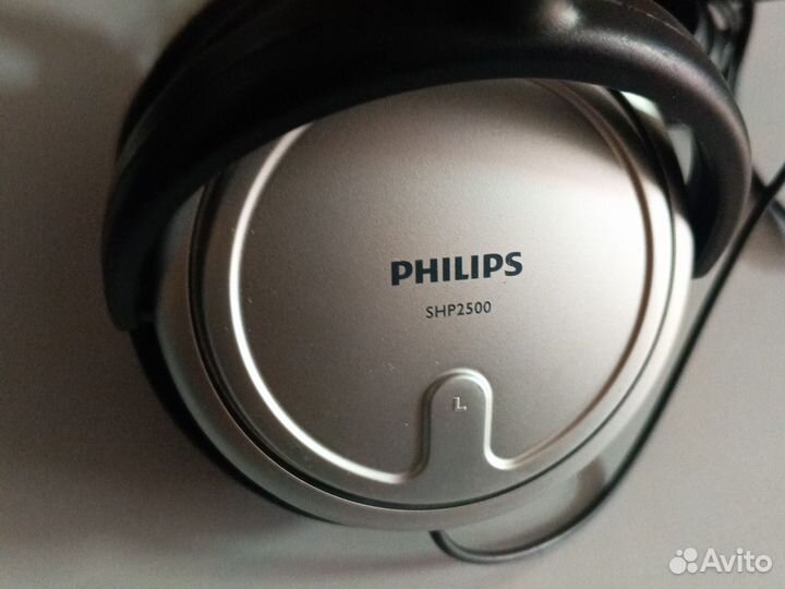 Проводные наушники Phillips SHP 2500