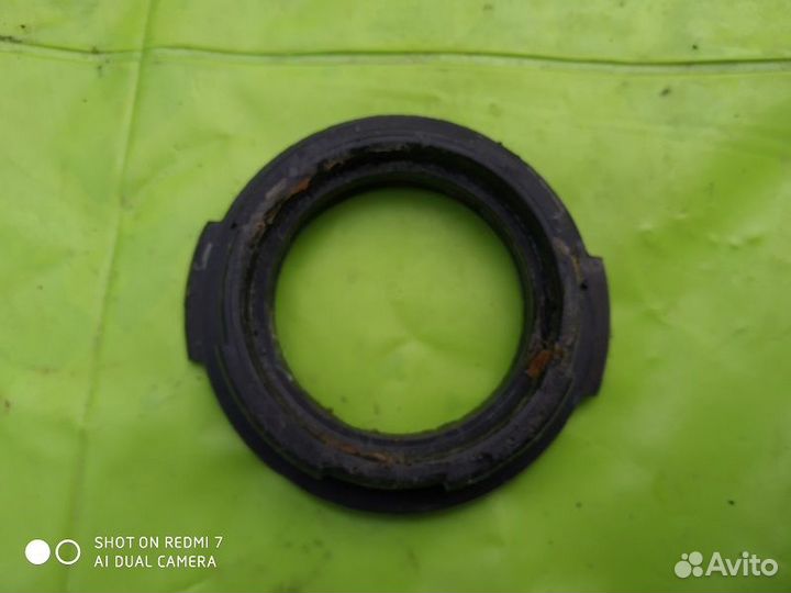 Уплотнитель рулевой колонки на Subaru 2003-2016г