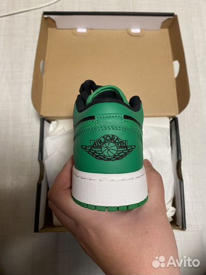 Air Jordan 1 low BG green