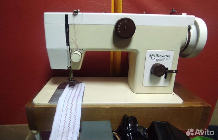 Швейная машина Чайка 134 64h96