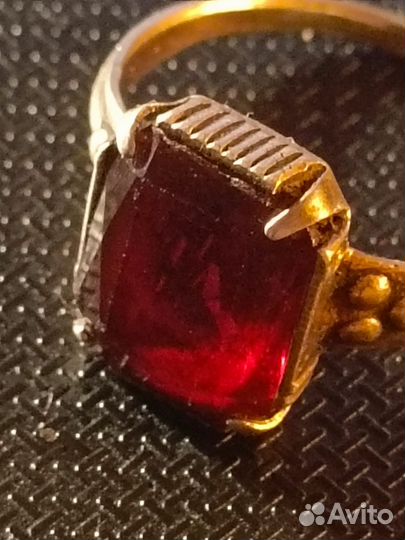 Серебряное колечко с рубином СССР