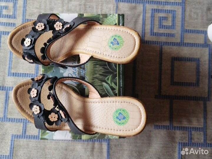 Босоножки на платформе