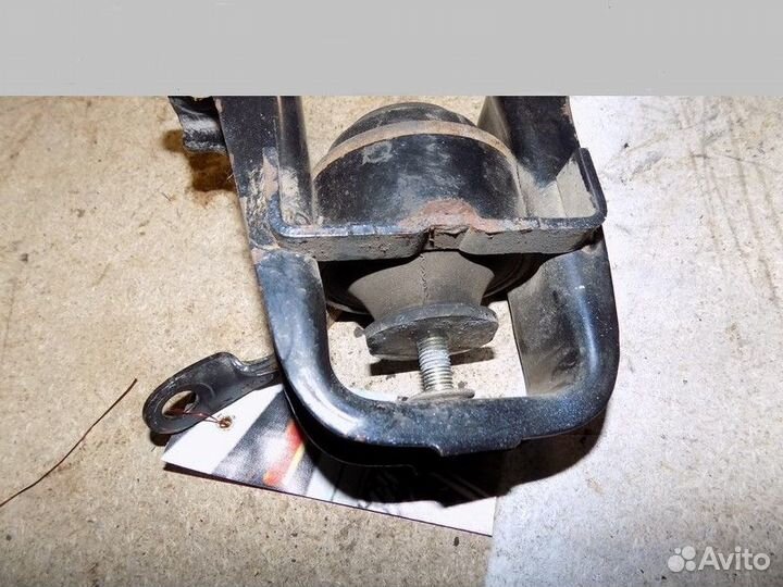 Опора двигателя правая Corolla E12 2001-2006