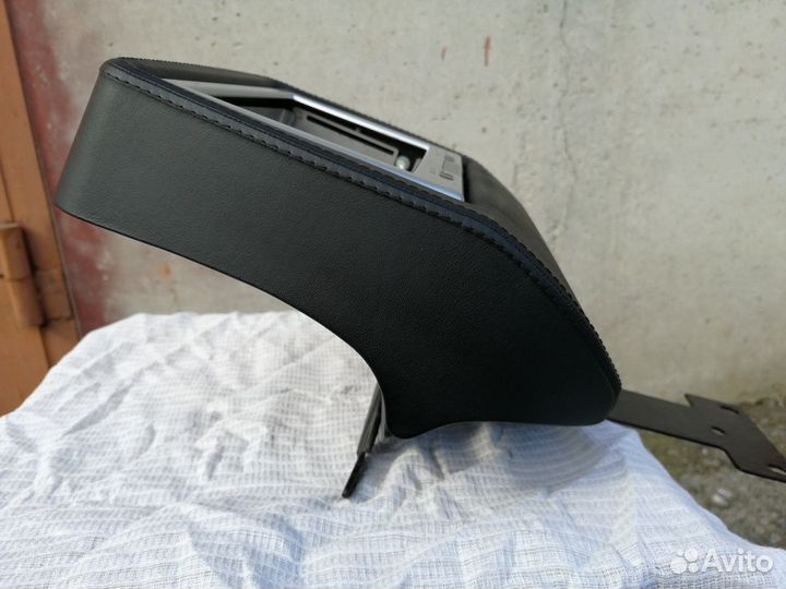 Корпус монитора на подголовник