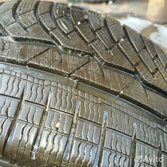 Michelin Pilot Alpin 225/40 R18 и 255/35 R18 92V