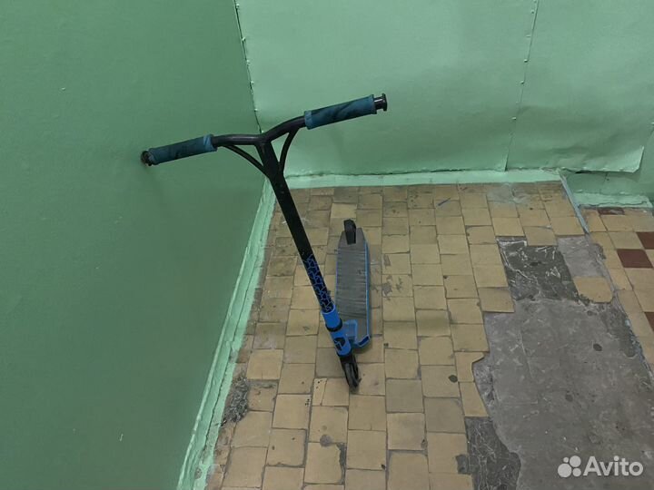 Трюковой самокат