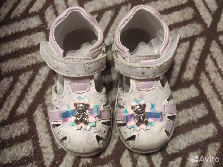 Босоножки 23р