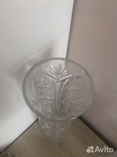 Хрустальная ваза разные
