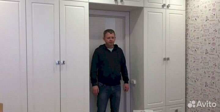 Шкаф распашной