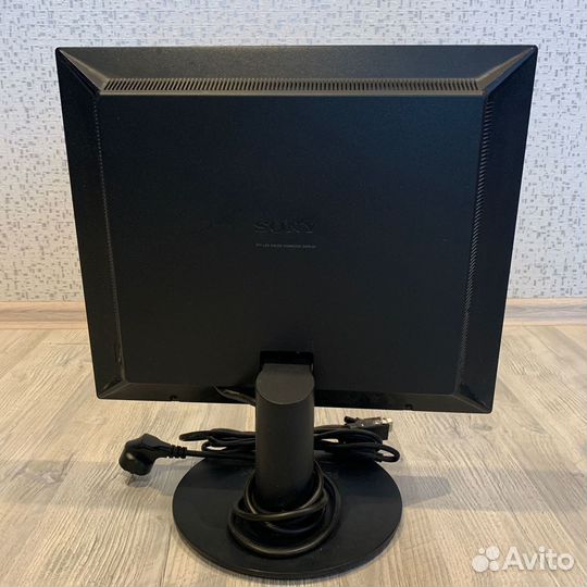 Монитор Sony SDM-S93