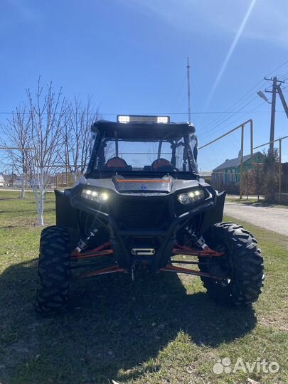 Багги Polaris RZR XP 4 1000
