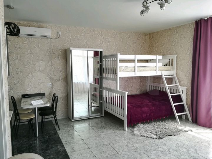 Комната 30 м² в 1-к., 2/2 эт.