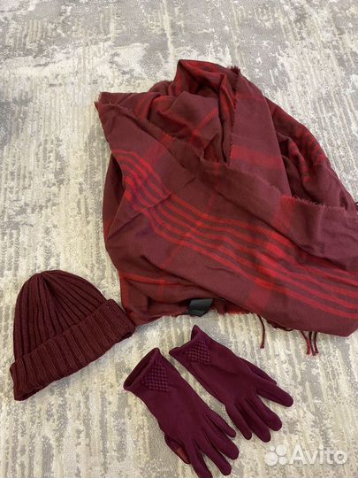 Комплект шапка и шарф женские