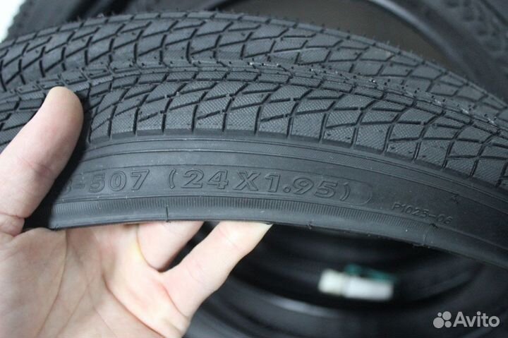 Покрышки и камеры для велосипеда (новые)