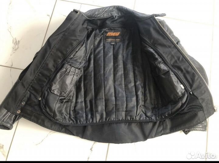 Мотокуртка кожаная