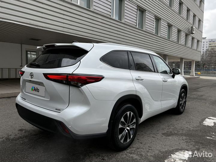 Toyota Highlander 3.5 AT, 2022, 29 км