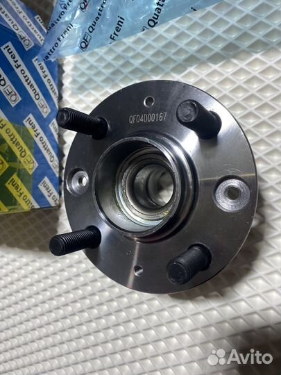 Задняя ступица mitsubishi carisma 4x100 новая