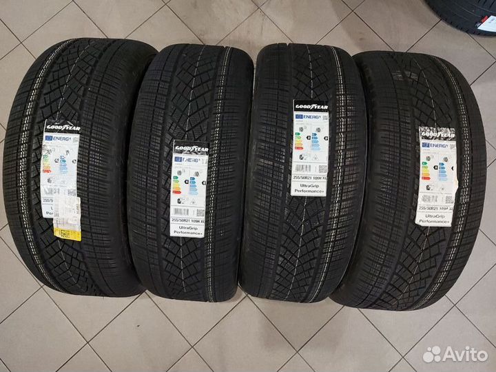 Goodyear UltraGrip Performance+ 255/45 R21 109H