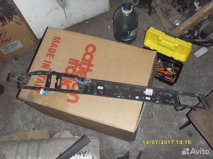 Накладка на торпедо правая A2126800871 Мерседес