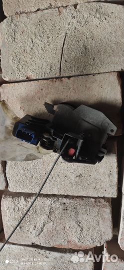 Замок двери е34 рест перед и зад