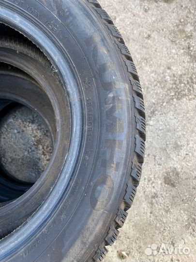 Kumho I'Zen KW22 185/60 R14 82E