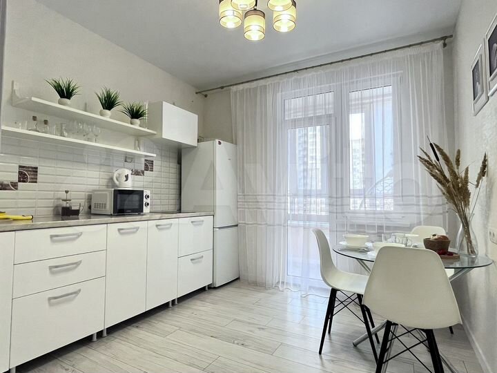 1-к. квартира, 40 м², 9/9 эт.