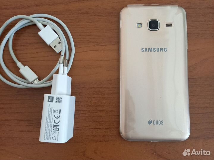 Samsung Galaxy J3 (2016) SM-J320F/DS, 8 ГБ