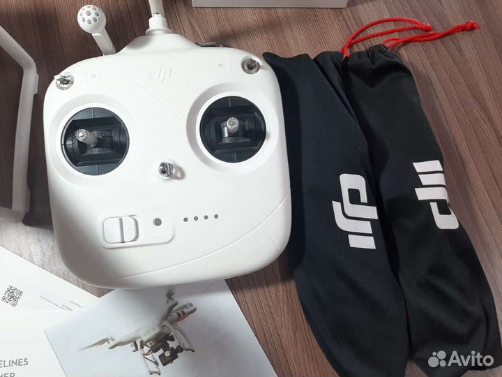 Квадрокоптер Dji phantom 3