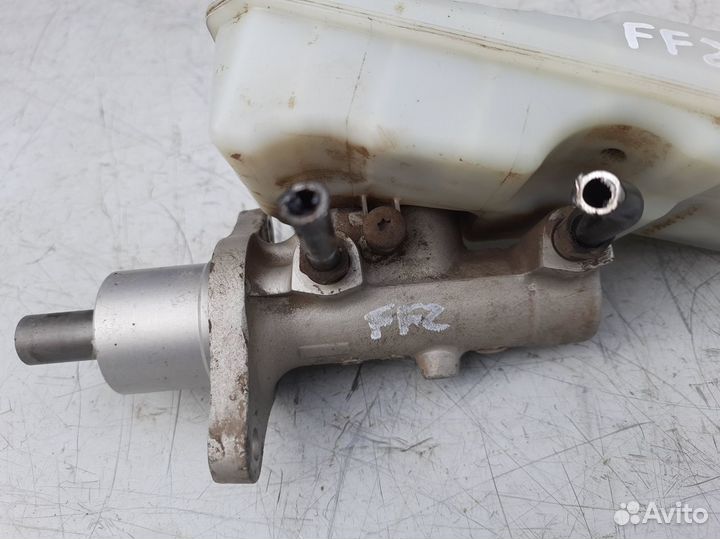 Главный тормозной цилиндр Форд Фокус 2