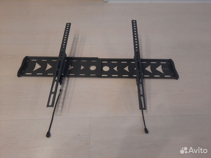 Кронштейн для телевизора на стену
