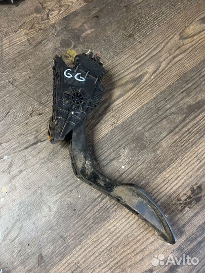 Педаль газа mazda 6 gg