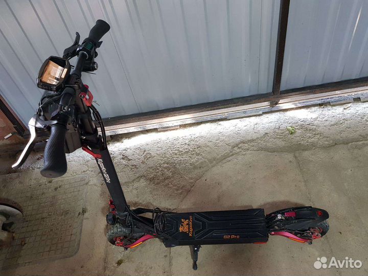 Продам электросамокат Kugoo Kirin G2 Pro