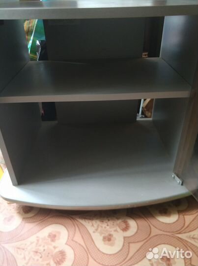 Тумбочка под телевизор