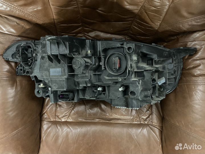 Фара левая Volvo XC90 2