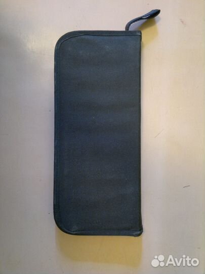 Продам футляр для кистей