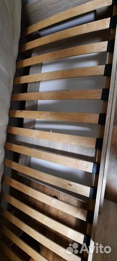 Кровать двухъярусная