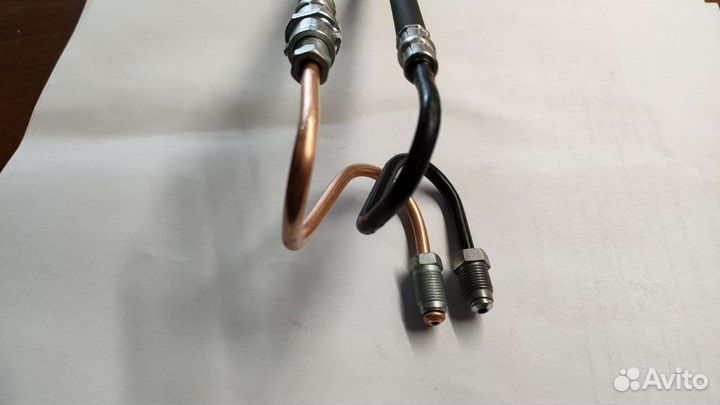 Задняя левая тормозная трубка-шланг Fluence