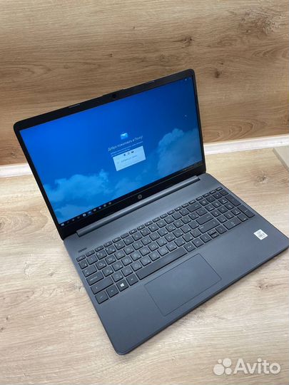 Ноутбук HP 15.6 i5-1035G1, 8 гб, SSD m2 256 Гб