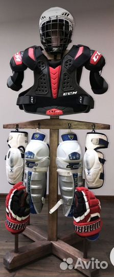 Стойка-вешалка для хоккейной формы